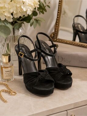 Alice + Olivia Black Suede Knotted Platform High Heel Sandals